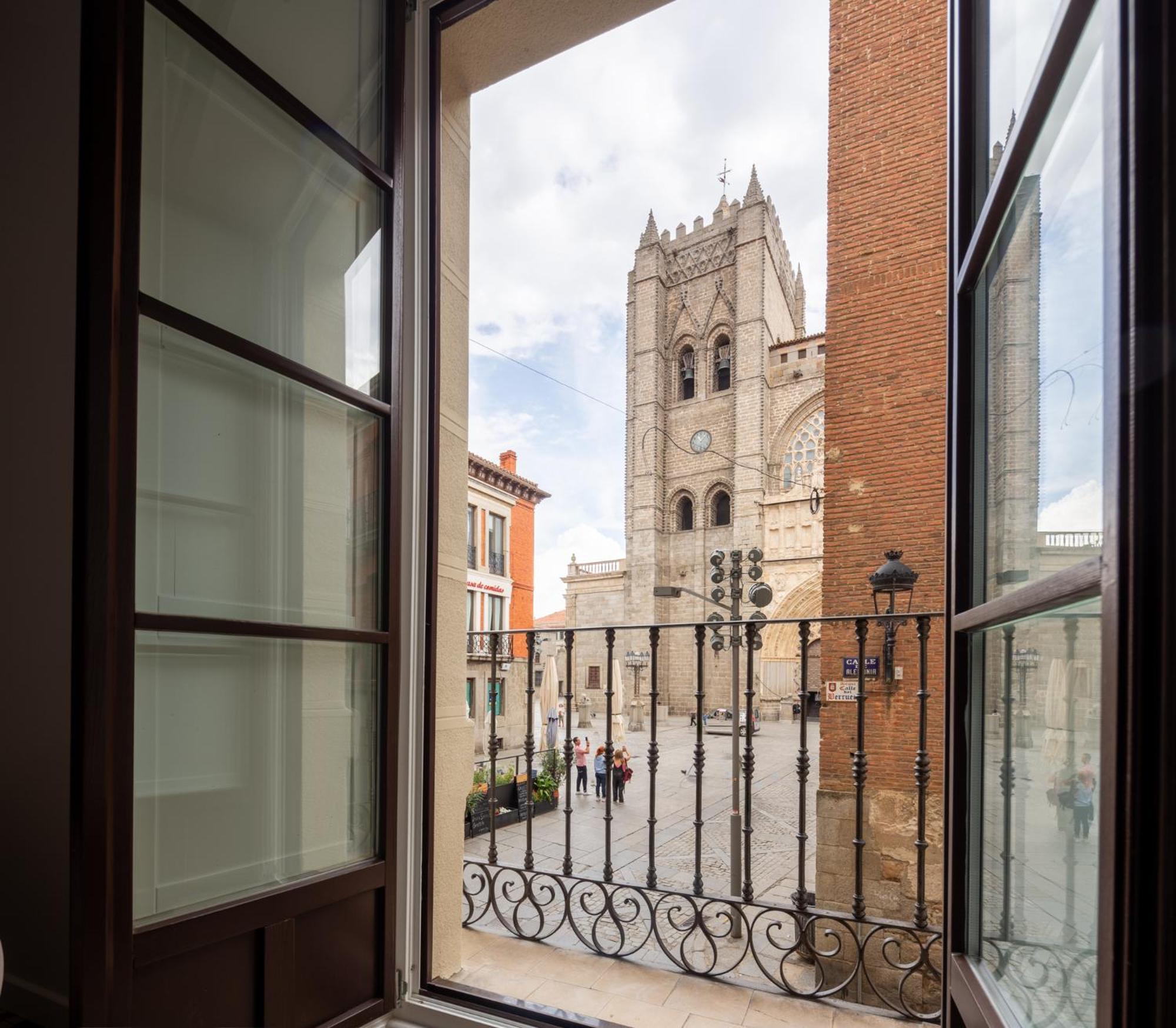 Apartamento Primis Catedral Homes Ávila Eksteriør bilde