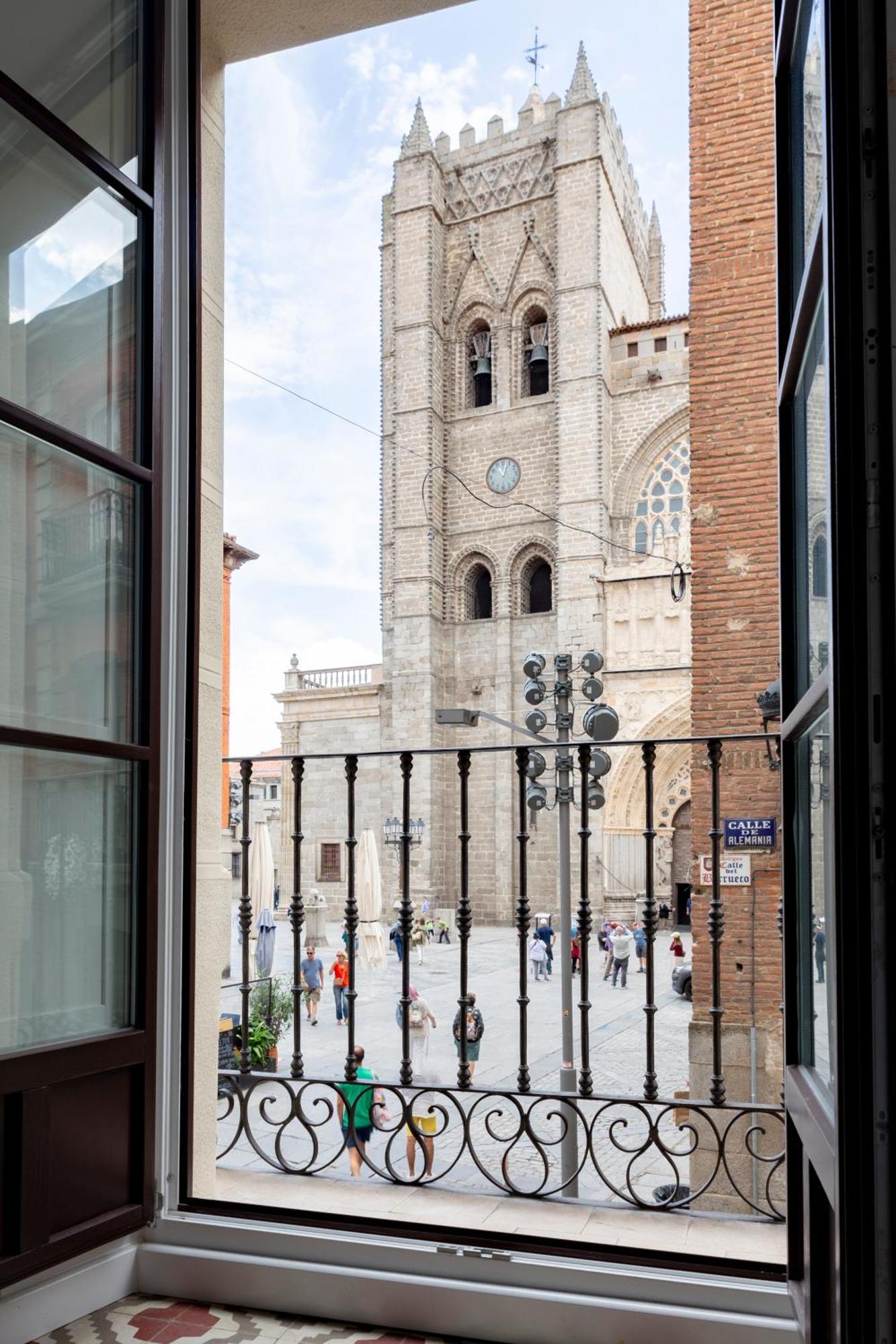 Apartamento Primis Catedral Homes Ávila Eksteriør bilde